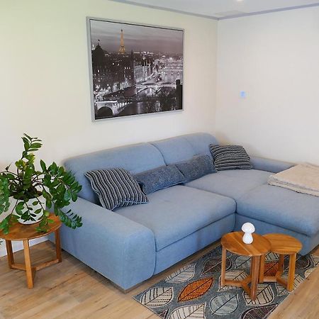Momberg-Lodge Oberthal Eksteriør billede